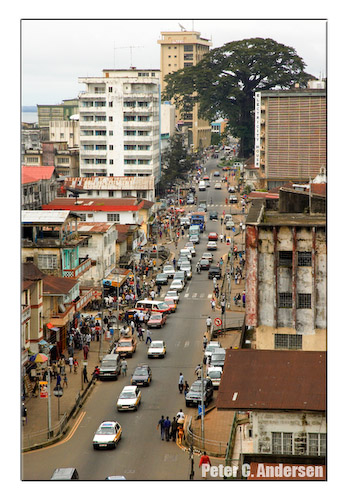 Siaka Stevens Street looking toward the Cotton Tree.