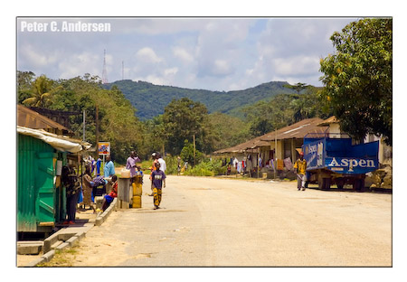 The highway in Makali.